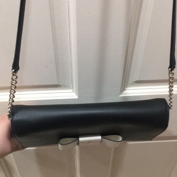 Kate Spade Classic Black Bow Purse Bag - Picture 4 of 13